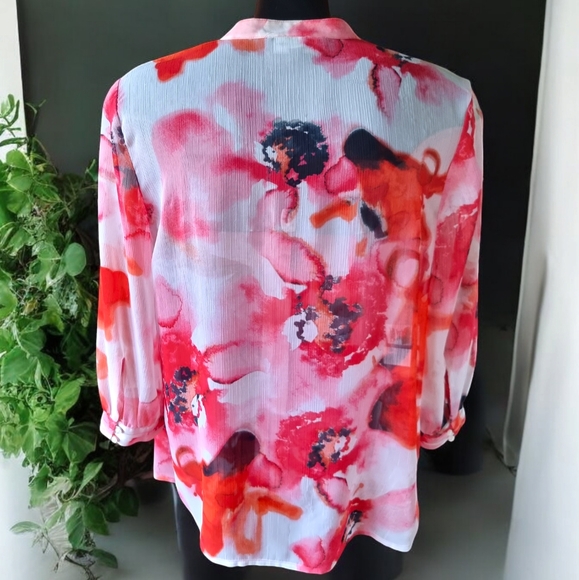 Jones New York Sheer Floral Lightweight Flowy Blouse - Picture 3 of 9